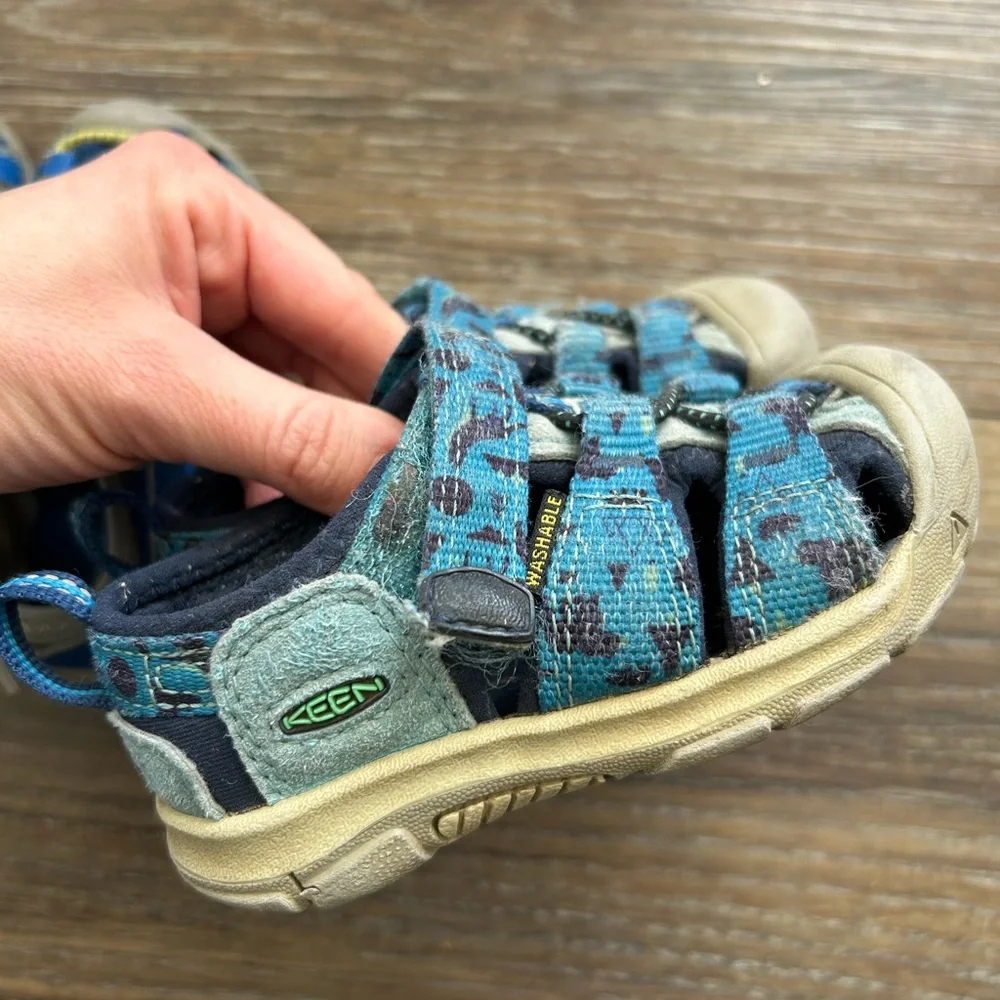 Kids Waterproof Closed-Toe Sandals